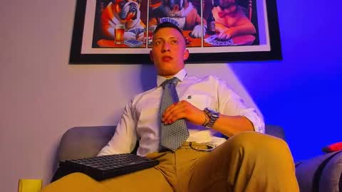 Snapshot of masster_ares chatting on September 25, 4:44 am masster_ares online show from September 25, 4:44 am