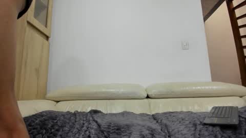 Snapshot of master4pigbitchslv chatting on October 30, 11:44 am Domi online show from October 30, 11:44 am