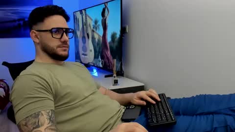 Alex online show from February 4, 6:41 am