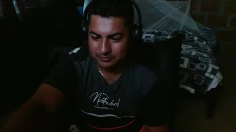 master_aron online show from February 3, 6:49 pm