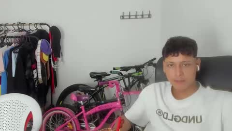master_billy1 online show from May 3, 6:16 am