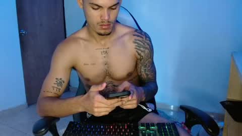 master_black777 online show from May 11, 2:56 pm