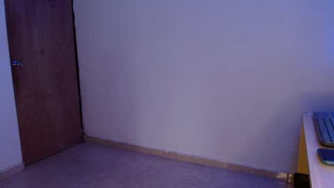 master_black777 online show from April 29, 10:27 pm