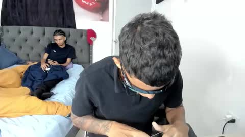 master_boy28 online show from April 30, 5:58 am