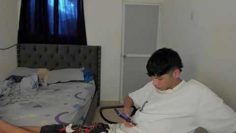 master_boy28 online show from March 6, 7:44 pm