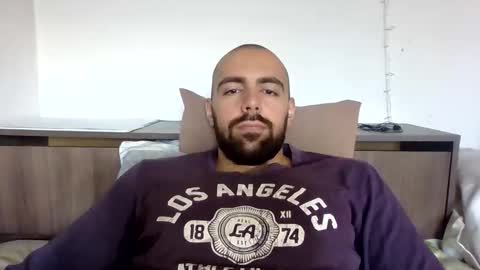 Snapshot of master_david_23 chatting on October 8, 6:40 am master_david_23 online show from October 8, 6:40 am
