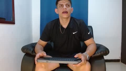 master melo online show from November 9, 10:03 pm