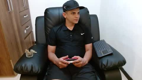 master melo online show from November 28, 1:20 am