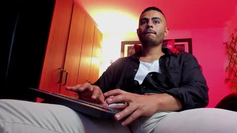 Master online show from December 19, 11:01 pm