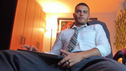 Master online show from January 6, 7:29 pm