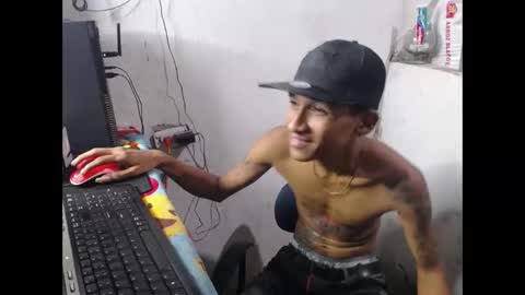 master_tatto00 online show from February 6, 11:12 pm