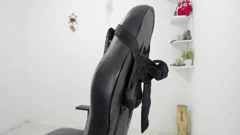 Alpha junior online show from November 30, 3:58 pm