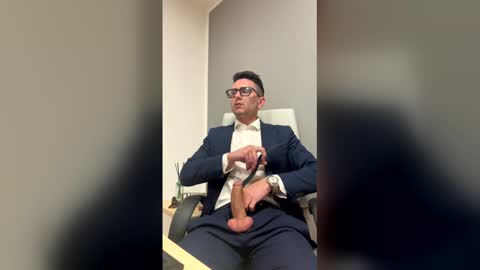 Master Boss online show from April 21, 11:49 am