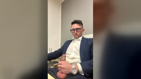 Master Boss online show from April 17, 11:57 am