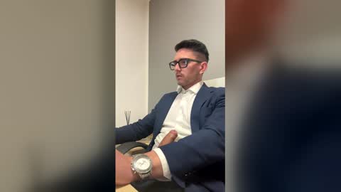 Master Boss online show from April 23, 12:20 pm