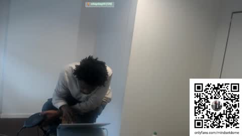 Snapshot of masterdomfuck chatting on October 12, 7:52 pm Masterdomfuck online show from October 12, 7:52 pm