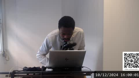 Snapshot of masterdomfuck chatting on December 10, 7:00 pm Masterdomfuck online show from December 10, 7:00 pm