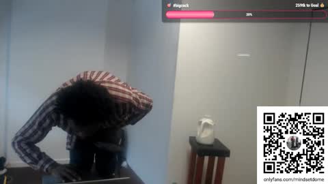 Snapshot of masterdomfuck chatting on October 25, 8:32 pm Masterdomfuck online show from October 25, 8:32 pm