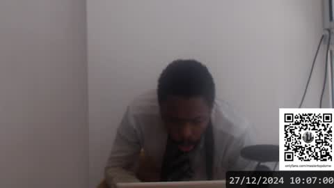 Snapshot of masterdomfuck chatting on December 27, 1:07 pm Masterdomfuck online show from December 27, 1:07 pm