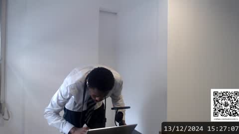 Snapshot of masterdomfuck chatting on December 13, 6:27 pm Masterdomfuck online show from December 13, 6:27 pm