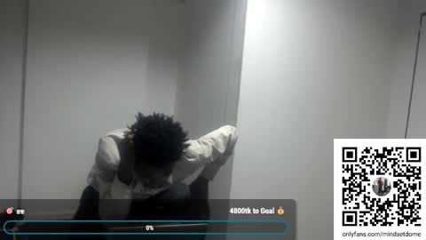 Snapshot of masterdomfuck chatting on November 1, 12:47 am Masterdomfuck online show from November 1, 12:47 am