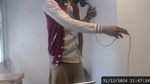 Snapshot of masterdomfuck chatting on December 31, 2:47 pm Masterdomfuck online show from December 31, 2:47 pm