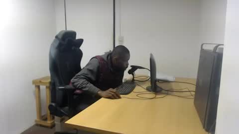 Masterdomfuck online show from June 13, 2:53 am