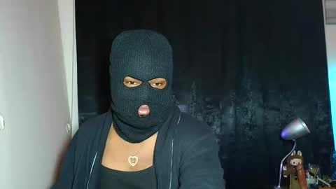 Master Frenchies online show from December 22, 9:39 am