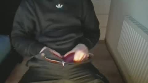 Snapshot of masterjepp92 chatting on March 10, 10:45 pm masterjepp92 online show from March 10, 10:45 pm