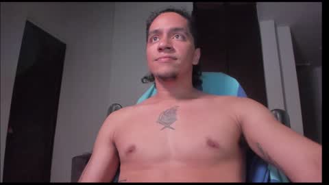 Snapshot of masterjuanc chatting on January 23, 12:46 am Juan Independent Model online show from January 23, 12:46 am
