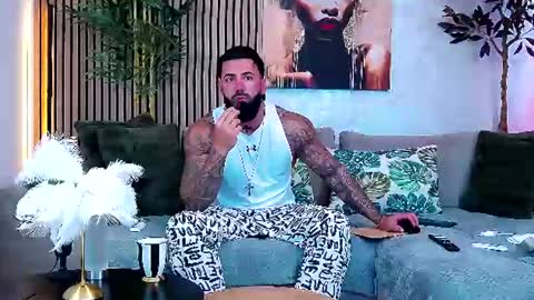 masterkingofmuscle online show from June 16, 8:38 am