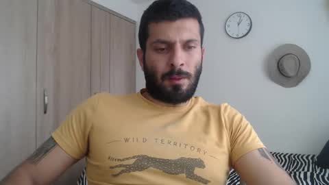Snapshot of masterofinfatuation chatting on January 18, 3:59 pm online show from January 18, 3:59 pm