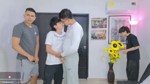 Team Cris Darwin- Fernando- Stiven- David online show from May 22, 11:37 am