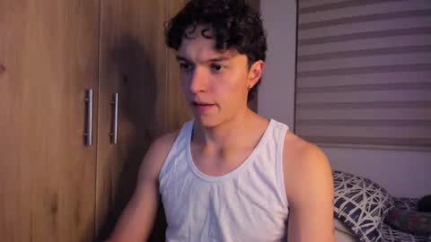 Snapshot of mastrangelo_x chatting on September 16, 4:35 am mastrangelo_x online show from September 16, 4:35 am
