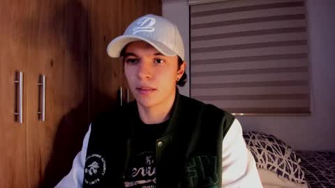 mastrangelo_x online show from February 16, 4:54 am