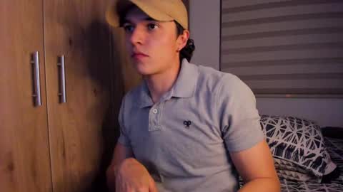 Snapshot of mastrangelo_x chatting on October 8, 4:17 am mastrangelo_x online show from October 8, 4:17 am