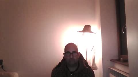 Snapshot of mat11efou chatting on February 3, 2:14 am mat11efou online show from February 3, 2:14 am