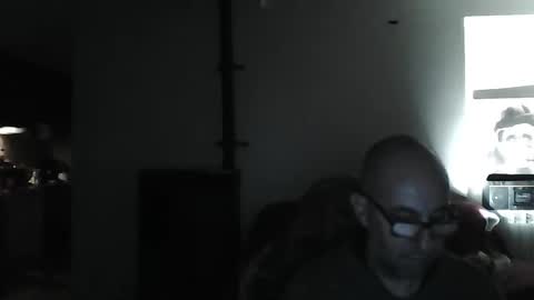 Snapshot of mat11efou chatting on March 9, 6:28 am mat11efou online show from March 9, 6:28 am