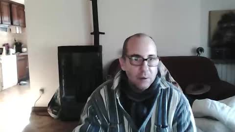 Snapshot of mat11efou chatting on January 17, 12:10 pm mat11efou online show from January 17, 12:10 pm