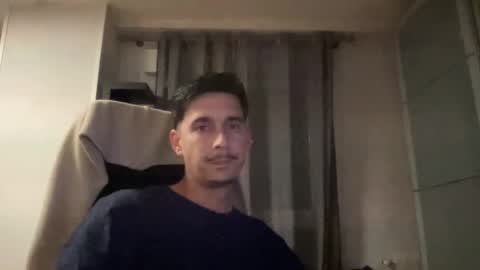 Aaron online show from October 13, 7:53 pm