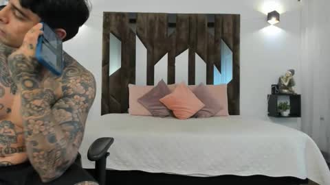 mateo_dilucajs1 online show from October 14, 9:00 pm