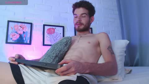 MATEO HUNTER online show from April 2, 4:21 am