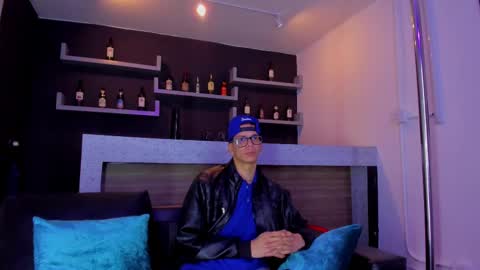 Mateo online show from February 20, 1:25 am
