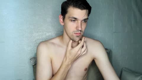 Snapshot of mateo_zeus chatting on December 25, 3:08 am mateo_zeus online show from December 25, 3:08 am
