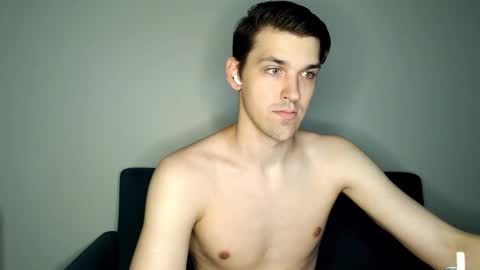 Snapshot of mateo_zeus chatting on January 4, 4:01 am mateo_zeus online show from January 4, 4:01 am
