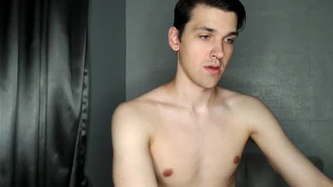 Snapshot of mateo_zeus chatting on December 27, 3:20 am mateo_zeus online show from December 27, 3:20 am