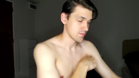 Snapshot of mateo_zeus chatting on February 7, 6:56 am mateo_zeus online show from February 7, 6:56 am