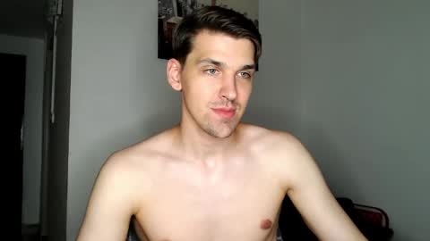 Snapshot of mateo_zeus chatting on March 4, 3:48 pm mateo_zeus online show from March 4, 3:48 pm