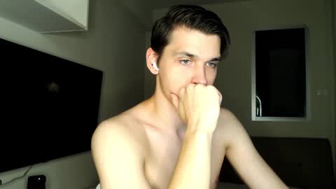 Snapshot of mateo_zeus chatting on January 12, 1:16 pm mateo_zeus online show from January 12, 1:16 pm