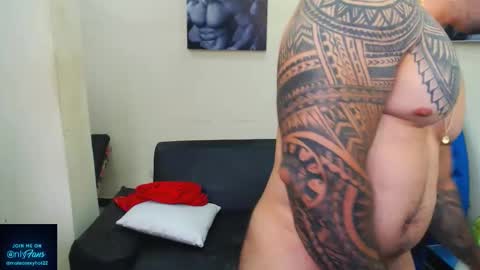 Snapshot of mateosexyhot22 chatting on October 31, 6:44 pm Mateo online show from October 31, 6:44 pm